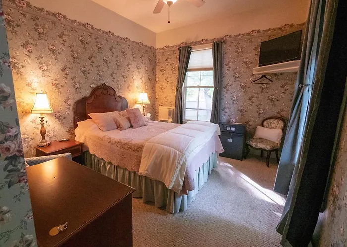 Grand Victorian